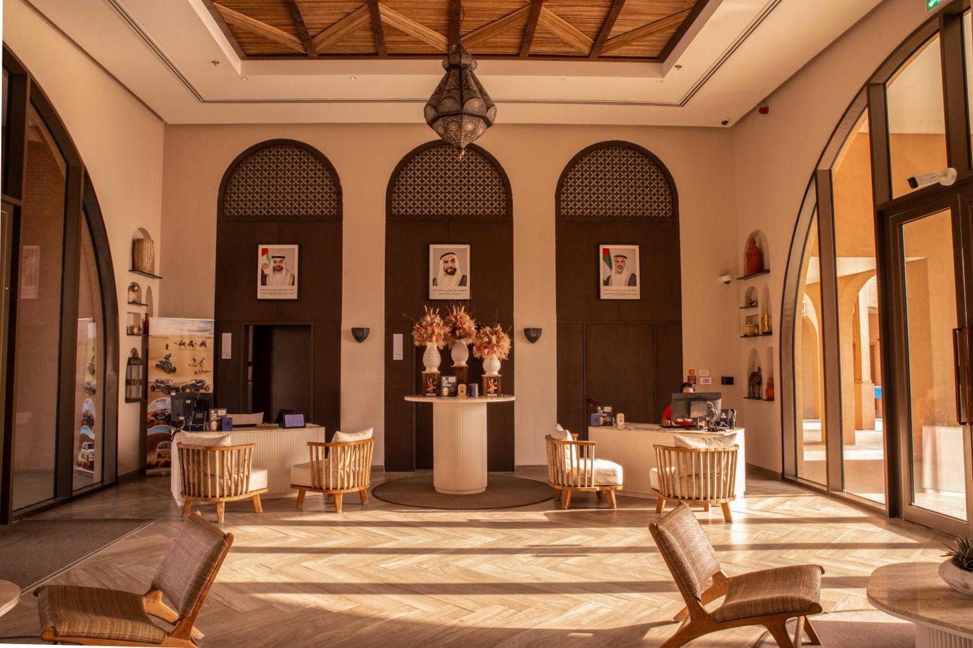 Bab Al Nojoum Bateen Liwa Extérieur photo