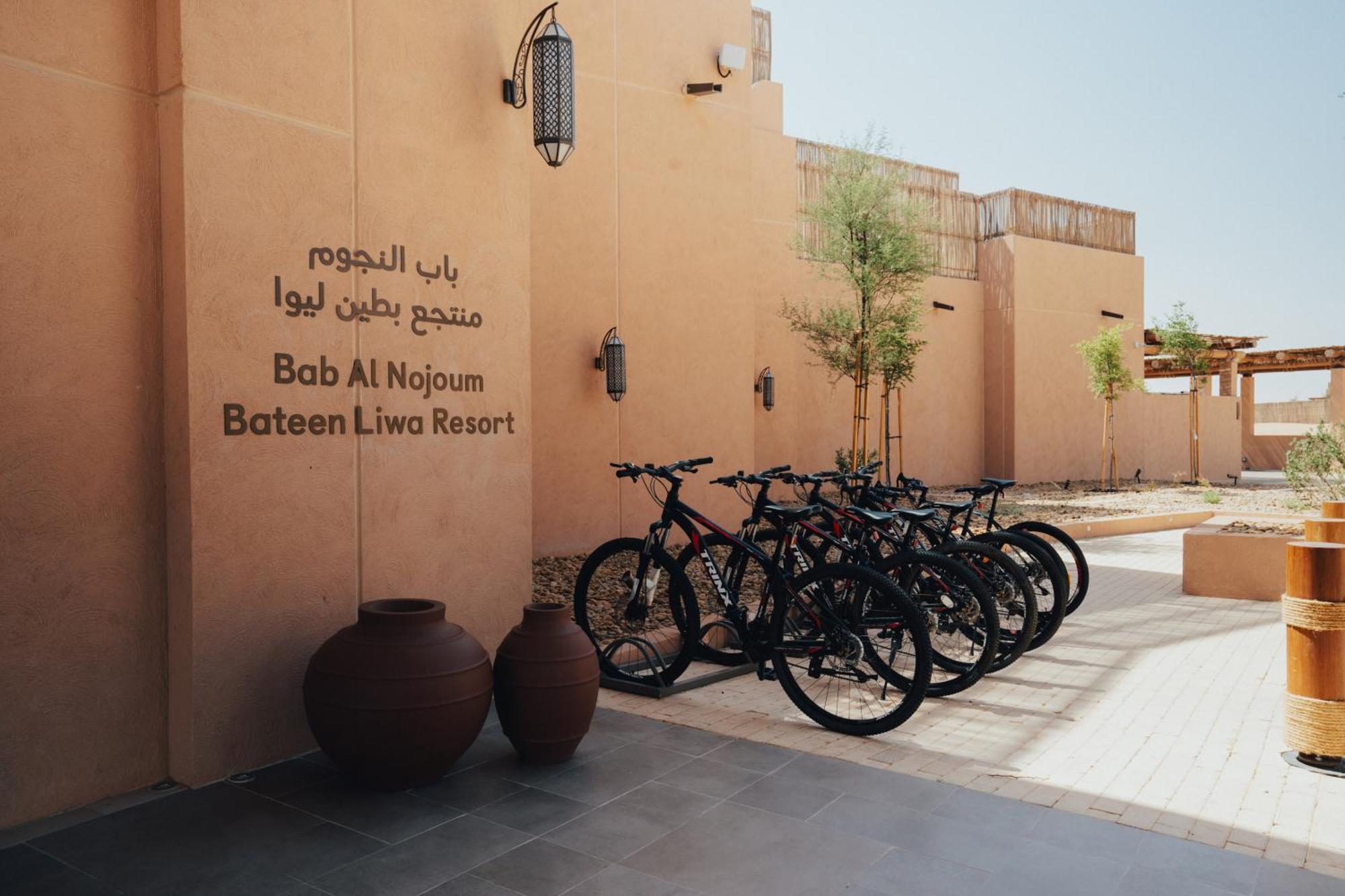 Bab Al Nojoum Bateen Liwa Extérieur photo